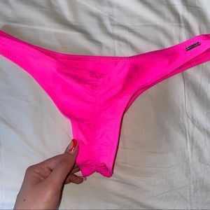 White Fox scrunch bikini bottom